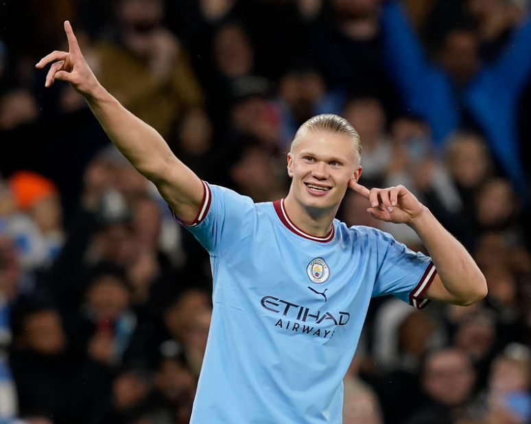 瓜迪奧拉談曼城戰(zhàn)術(shù)：以進(jìn)球?yàn)閷?dǎo)向，依球員特點(diǎn)調(diào)整